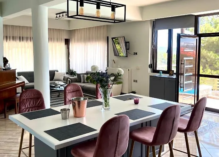 Vilă Kastro Elassona